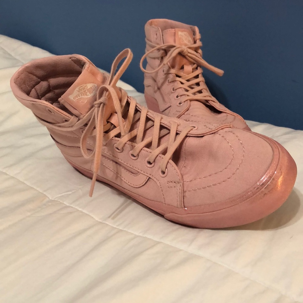 Women’s Vans Pink Canvas Sk8-Hi 8